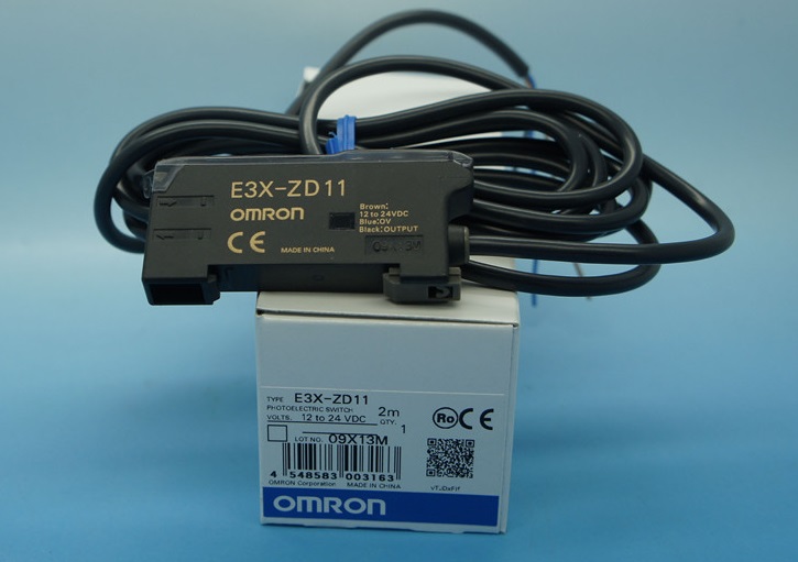 Cảm biến quang Omron E3X‐ZD11‐2M