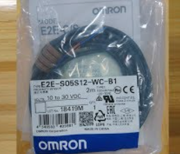 Cảm biến tiệm cận Omron E2E-S05S12-WC-B1 2M OMS